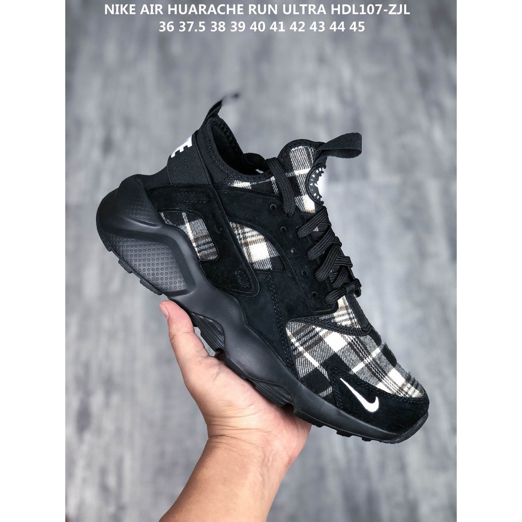 Nike air best sale huarache wallace