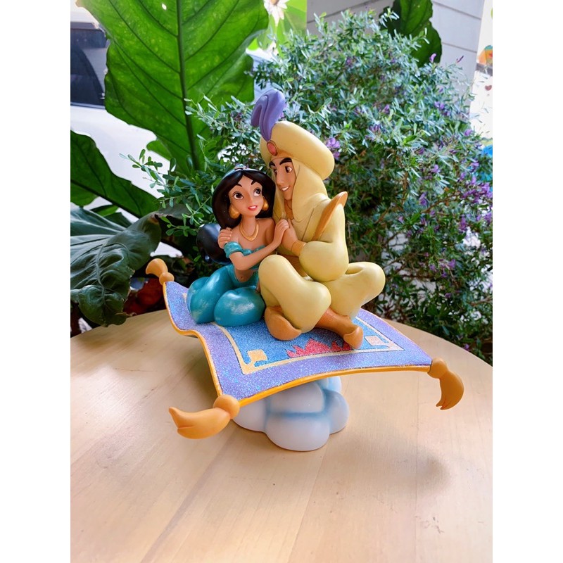 Pre-order✨Disney Aladdin “ A Whole New World ” Enchanting Collection🧞‍♂️🌌