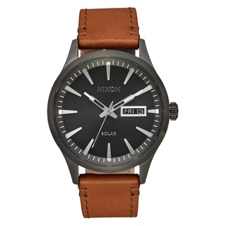 Nixon Sentry Solar Leather Gunmetal (NXA1347131-00) พลังงานแสงอาทิตย์