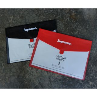 แฟ้ม Supreme