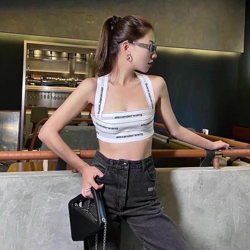เสื้อครอปบรายางยืดลายโลโก้ Alexander wang 👚