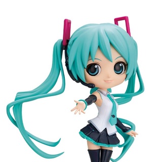 Banpresto Q Posket Hatsune Miku V4X Style (Ver.A) 4983164189117 (Figure)