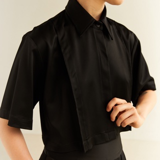 coworker - pleated cropped shirt (ST.ST.01)