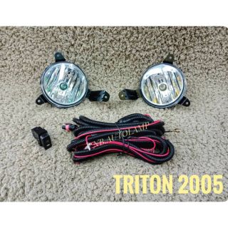 ไฟตัดหมอกไตรตัน สปอร์ตไลท์ triton 2005 foglamp triton sportlight mitsubishi triton  ทรงห้าง