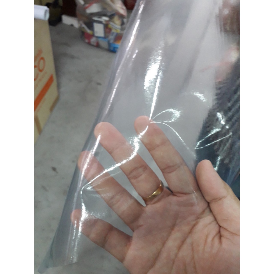 พลาสติกใส อย่างดี สำหรับห่อของ หน้ากว้าง1.2m. xยาว5m. มีหลายความหนาให้เลือก Clear Plastic