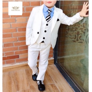 White Boy Suit เซทเสื้อสูท+เสื้อกั๊ก+กางเกง สีขาว ขนาด 7, 9, 13, 15, 17 (ประมาณ 2-10 ปี) มีสีขาว และสีน้ำเงินสด