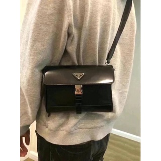 Prada NyIon Cross-Body Bag พร้อมส่งแล้ว เป็นรุ่นที่ถามหา กันเยอะมากๆ งานสวยมาก