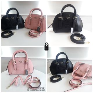 GUESS MINI CROSSBODY กระเป๋าสะพายข้างครอสบอดี้ใบเล็ก หนังลายจระเข้