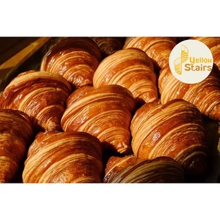ครัวซองต์คลาสสิคบัทเทอร์ (Classic Butter Croissant) เนยฝรั่งเศส AOP