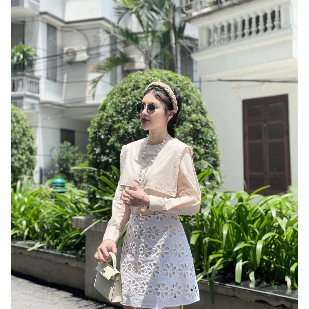 Hld เสื้อลูกไม้คอเหลี่ยม