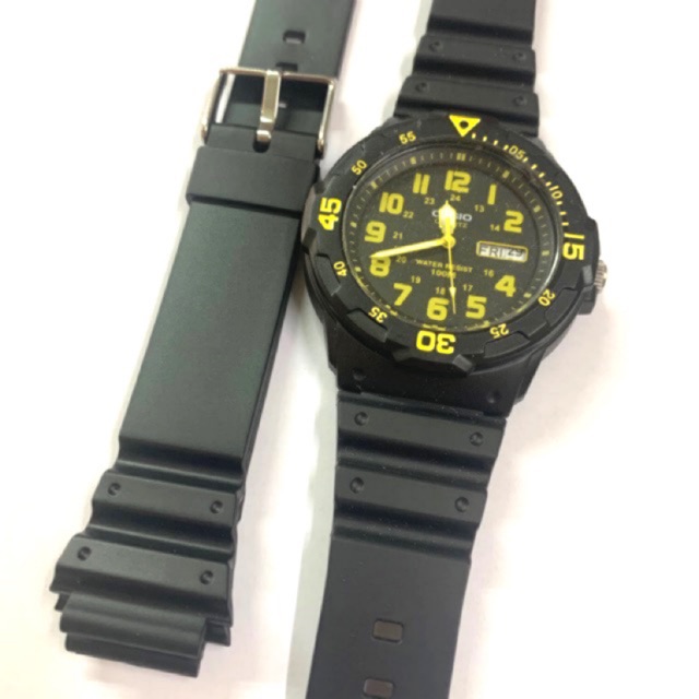 สายนาฬิกายาง นาฬิกาข้อมือผู้ชายCASIO รุ่น MRW-200H ขนาด18mm