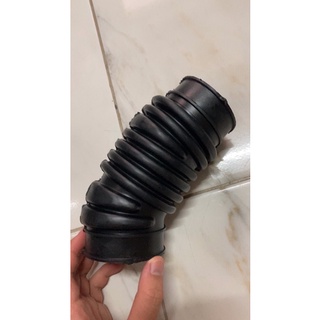 ท่อยางอากาศ TOYOTA Tiger D4D 2.5 2KD / Air Hose ไทเกอร์ ดี4ดี / ท่อกรองอากาศ Tiger 2KD/D4D / 17881-01L00 /ราคา ต่อท่อน