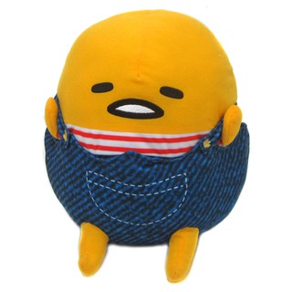 ตุ๊กตา Gudetama Denim ตัวกลมๆ ใส่ชุดเอี๊ยมยีนส์สีเข้ม ขนาด 30 x 30 x 17 ซม.