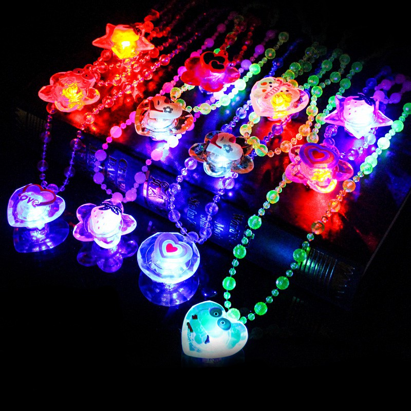 จี้สร้อยคอลายการ์ตูนมีไฟ Led สําหรับเด็ก Children Day Birthday Gift