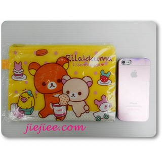 กระเป๋าซองขนาดกลาง Rilakkuma สีฟ้าอ่อน ขนาด ยาว 8.5นิ้ว กว้าง 6นิ้ว ใส่ปากกาหรือสมุดธนาคารพกพาได้สบายค่ะ