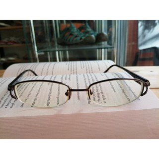 Liz Claiborne L415 Frames 48-18-135 mmกรอบแว่นของแท้ ทรงดีไซน์สำหรับคนชอบแบบวินเทจๆ เลนส์ติดค่าสายตา