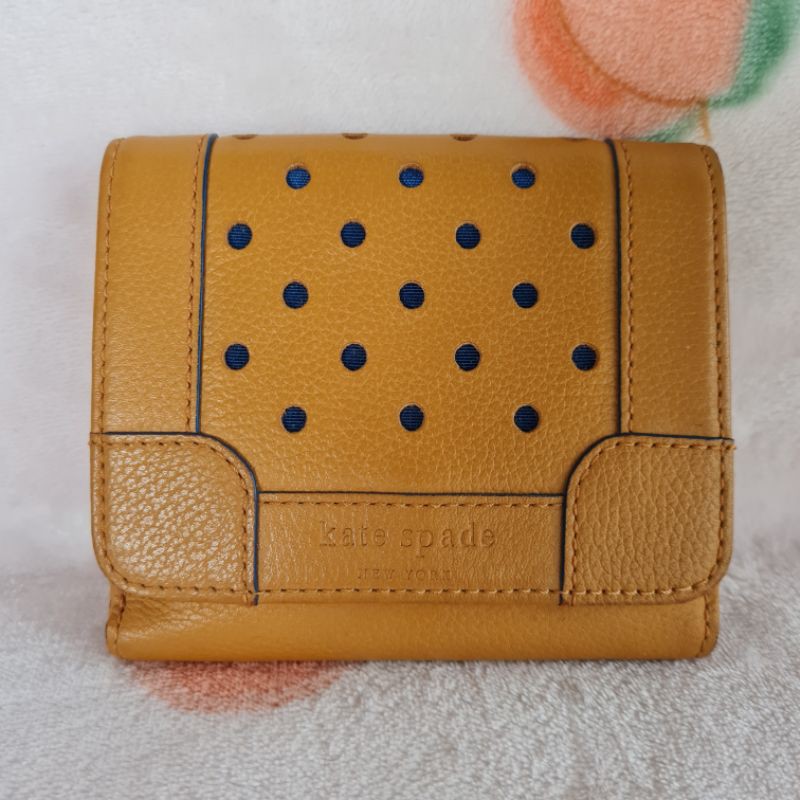 [แท้/หนังนิ่ม/สภาพดี] กระเป๋าสตางค์​ผู้หญิง​ Kate Spade Trifold Wallet แท้จากช็อปอเมริกา มีช่องใส่รูป ใส่เหรียญ​