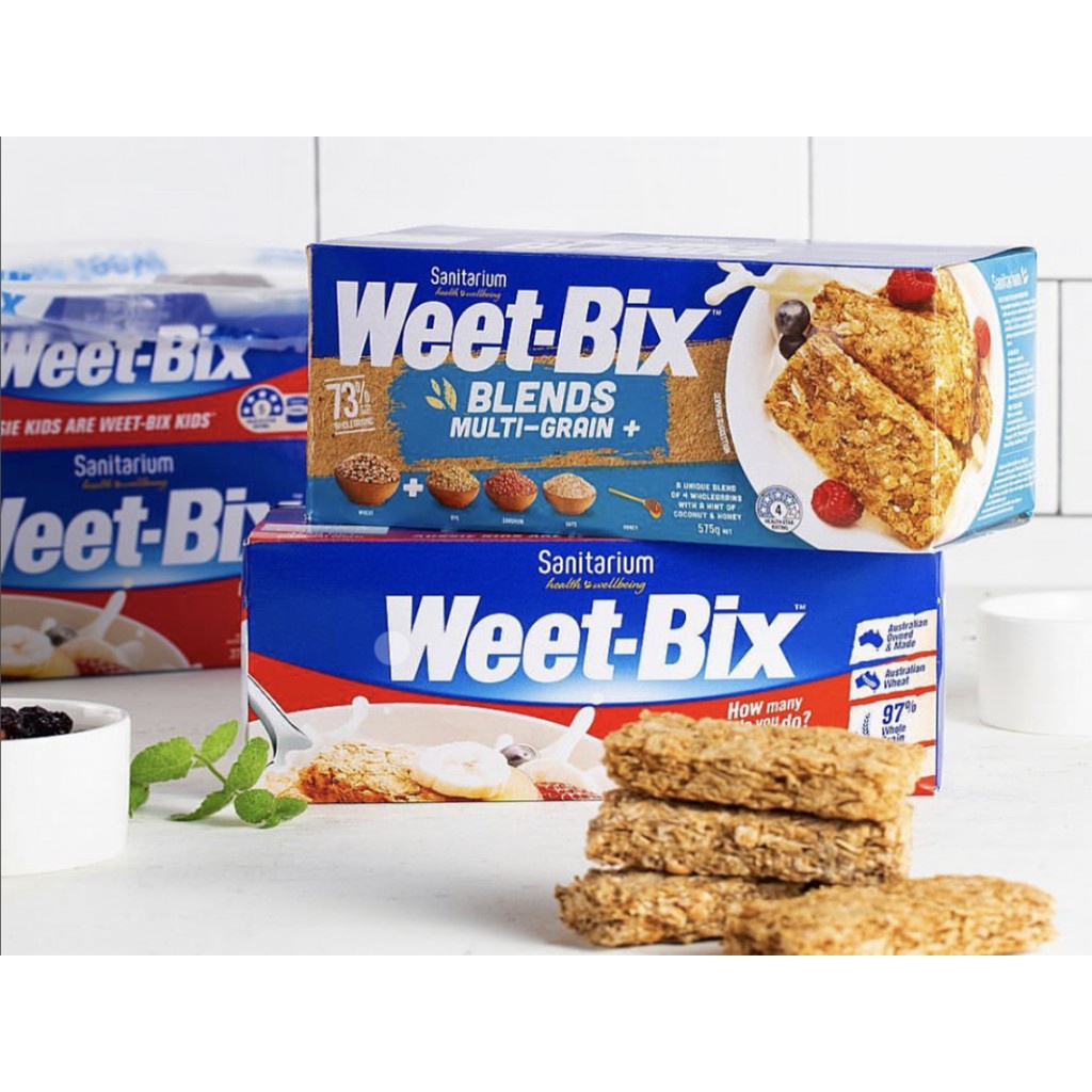 อาหารเช้า Weet Bix แซนนิทาเรี่ยม วีท บิกซ์ ข้าวสาลี อบกรอบ Sanitarium Weet-Bix Breakfast Cereal 375g