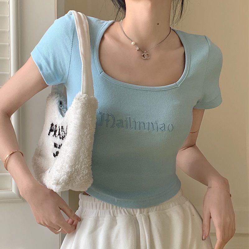 เสื้อครอป คอเหลี่ยม รุ่น E018 เสื้อเอวลอย ครอบตัด แขนสั้น สไตล์ มินิมอล เสื้อผ้า แฟชั่น ผ้านิ่ม