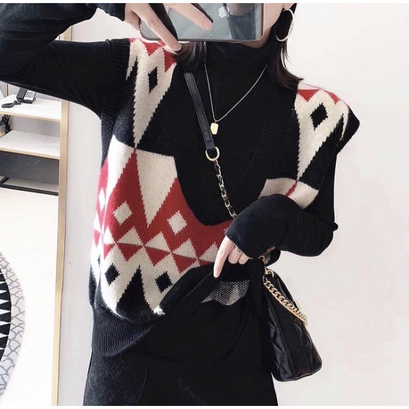 [พร้อมส่ง] เสื้อสเวตเตอร์ V-neck diamond(A7)