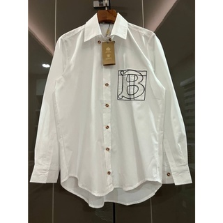 BURBERRY TB LOGO EMBROIDERED POCKET WHITE COTTON LONG SLEEVE SHIRT เสื้อเชิ้ตแขนยาว แบรนด์เบอเบอรี่ สีขาว ตัวหนังสือทีบี