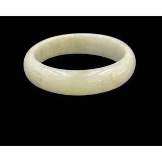 White Jade bangle กำไลหยกขาว