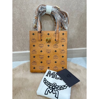 New MCM Size mini  klassik tote  อปก การ์ด ถุงผ้า