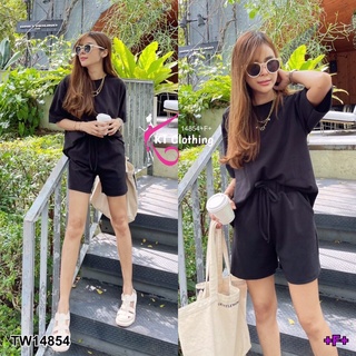 TW14854  Set 2 ชิ้น เสื้อยืดคอกลม แขนสั้น มาคู่กับกางเกงขาสั้น เอวสม็อกเชือกรูด มีกระเป๋าข้างสองข้าง เนื้อผ้ายืดเกาหลี