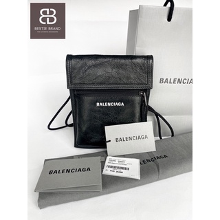 ❌ขายแล้ว❌ Used Like New  Balenciaga Explorer Arena cracked leather messenger bag Year 21 แท้ 100% (ไม่แท้ยินดีคืนเงิน)