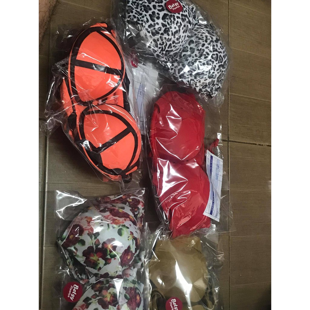 Betsy ชุดว่ายน้ำแฟชั่น