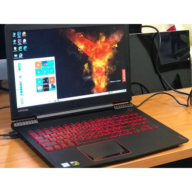 Lenovo legion Y520/i7 7700HQ/ssdM.2 256/Ram8