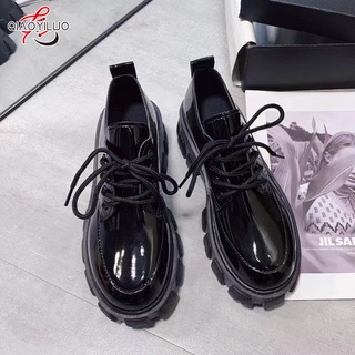 Qiao YiLuo รองเท้าหนังสีดำขนาดเล็กของผู้หญิง ins รองเท้าแพลตฟอร์มสไตล์