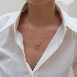 Bemet square gem necklace