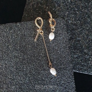 Gold Knot with Pearl Silver Earrings : ต่างหู ตุ้มหู ก้านเงิน แท้ สีทอง มุก สำหรับ คนแพ้ง่าย