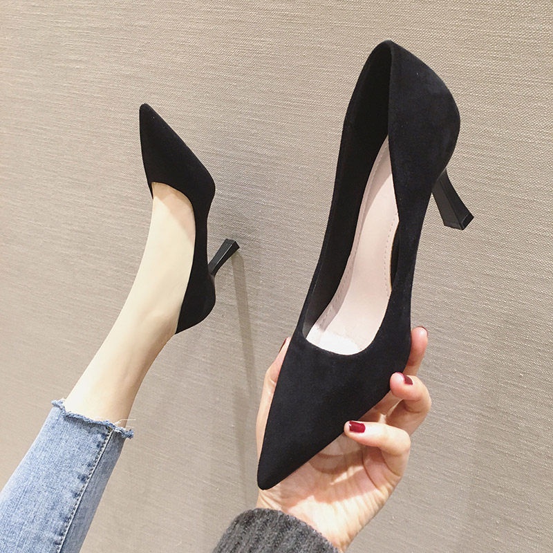 ∈ พร้อมส่ง ไซส์ 33-43,รองเท้าส้นสูงสีดำขนาดพลัส,รองเท้ามืออาชีพ,มืออาชีพ,สีทึบ,นิ้วเท้าชี้,ส้นกริช,ผ้ายืด,แฟชั่นวินเทจ4