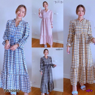 Maxi Dress เดรสยาวคอวีแต่งระบาย แขนยาวปลายแขนจั๊ม