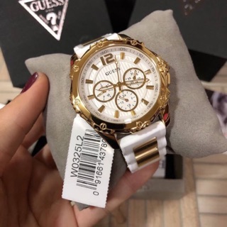 GUESS Womens W0325L2 Watch With White Silicone Band