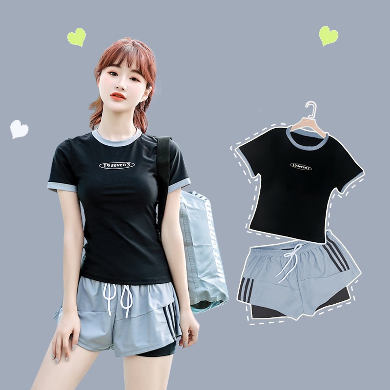 jqk ชุดว่ายน้ำแฟชั่นผู้หญิง เสื้อแขนสั้น+กางเกง  (มี2แบบให้เลือก)  รุ่น 0306