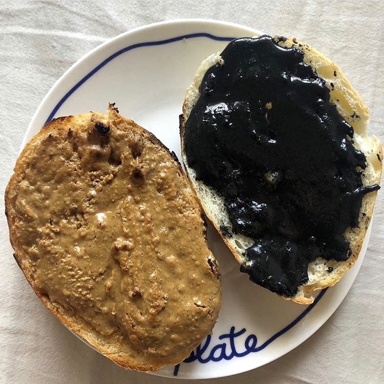 เนยถั่วลายเสือ บดผสมเมล็ดงาม้อน 210กรัม (ตราไทไทแบรนด์) สูตรน้ำตาล0% Tiger Peanut Butter & Perilla, No sugar added - รูปที่ 4