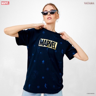 VATANA - เสื้อยืดคอกลม สีกรม พิมพ์ลาย MARVEL LOGO AVENGERS ALLOVER NAVY | UNISEX T-SHIRT