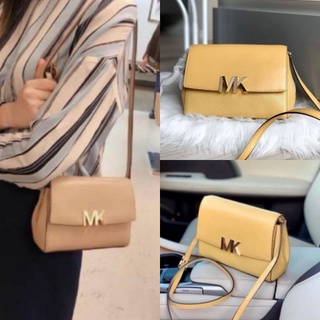 🎀 (สด-ผ่อน) กระเป๋าสะพายสีเบจ 7 นิ้ว MK Michael Kors Montgomery SM Crossbody 35T9RO8C1L