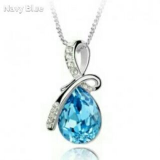 สร้อยคอแฟชั่น Water drop rhinestone necklace