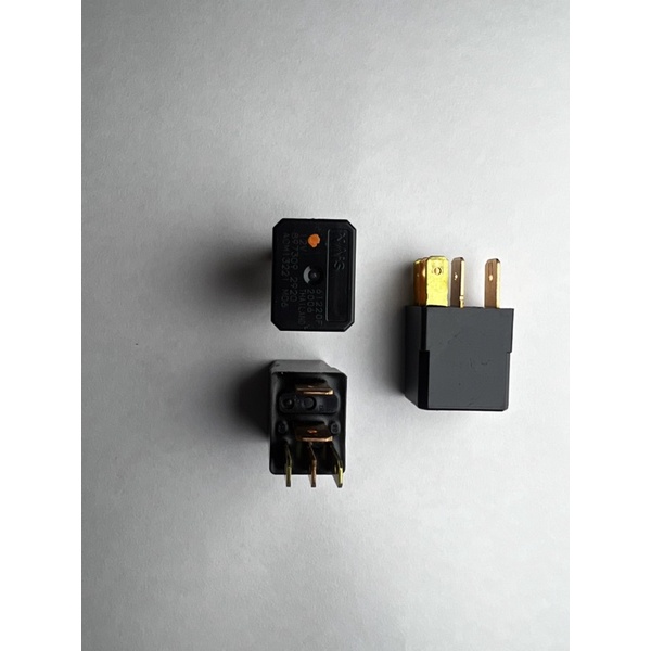 รีเลย์ 5 ขา 12V (NAIS แท้ ) From Thailand