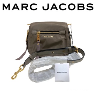 กระเป๋า Marc Jacobs Small NOMAD CROSSBODY สีน้ำตาล ✅แบรนด์แท้100% 📦ส่งฟรี