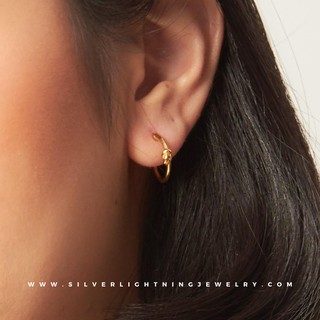 ต่างหู Petit Half Hoop with knot Ear Studs