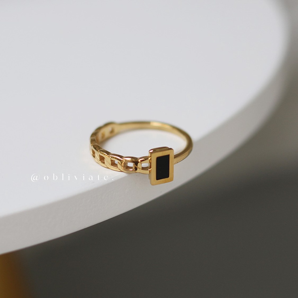 Non-tarnish 18K Gold Black Zircon Diamond Chain Link Ring • Simple Minimalistic Thin Stacking Rings สแตนเลสไทเทเนียมเหล็ก RG309