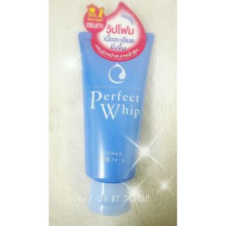 โฟมล้างหน้า Shiseido Senka Perfect whip