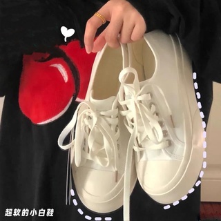 Hot sale🔥Large size womens shoes big toe shoes cute round toe small white shoes new all-match student รองเท้าผ้าใ