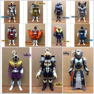 ซอฟท์ไรเดอร์มดแดงจากเรื่อง Masked Rider Fourze 7”inch by Bandai