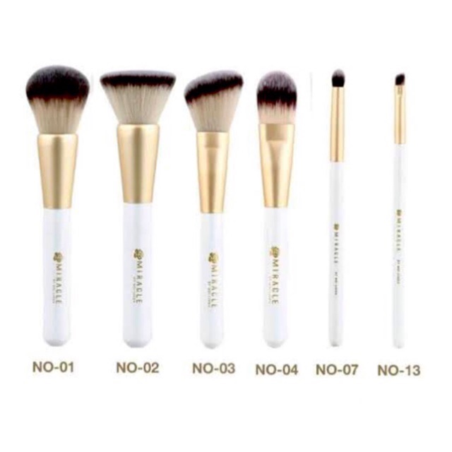 Mei linda Miracle Brush / แปรงแต่งหน้า เมลินดา รุ่น มิราเคิล (ด้ามขาว)